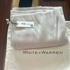 NWT White and Warren 100% Cashmere Travel Wrap